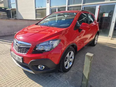 Usado Opel Mokka Selective 140 CV (102 kW) 2014 Rojo SUV