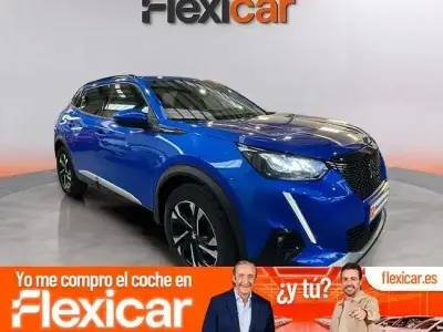 Usado Peugeot 2008 Allure 130 CV (95 kW) 2020 Azul SUV