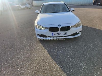 Usado BMW 318 143 CV (105 kW) 2014 Blanco Familiar