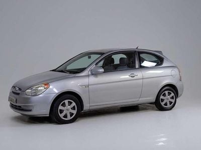 Usado Hyundai Accent 110 CV (80 kW) 2009 Azul Utilitario