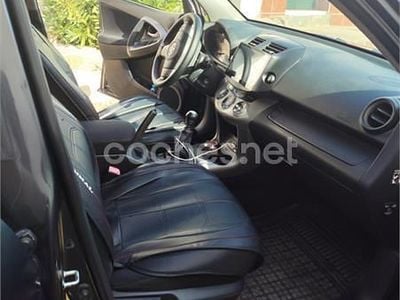 Usado Toyota RAV4 Sol 136 CV (100 kW) 2007 Gris / plata SUV