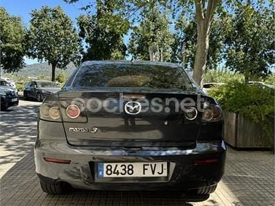 Usado Mazda 3 Sportive 143 CV (105 kW) 2007 Gris / plata Berlina