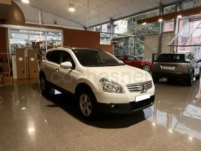 Begagnad Nissan Qashqai +2 Acenta 106 HK (77 kW) 2010 Vit SUV