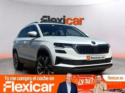 Usado Skoda Karoq Ambition 150 CV (110 kW) 2023 Blanco SUV