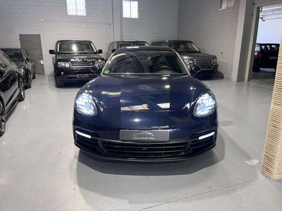 Porsche Panamera 4