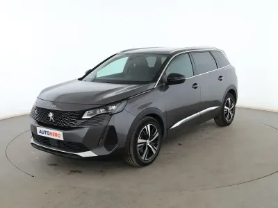 Usado Peugeot 5008 GT 180 CV (132 kW) 2021 Gris SUV