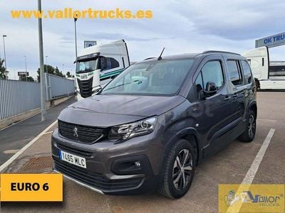 Usado Peugeot Rifter GT 130 CV (95 kW) 2023 Gris / plata Monovolumen