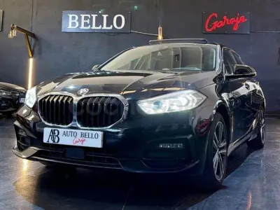 Usado BMW 118 Comfort Edition 136 CV (100 kW) 2021 Negro Utilitario