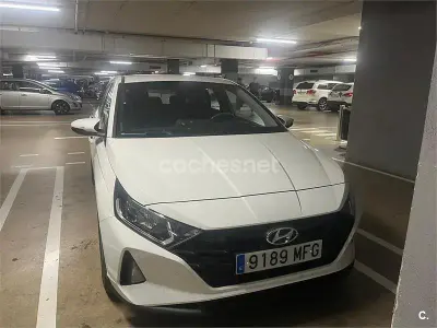 Käytetty Hyundai i20 84 HP (61 kW) 2023 Valkoinen Viistoperä