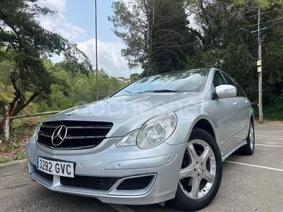 Usado Mercedes R320 224 CV (164 kW) 2006 Gris / plata Monovolumen