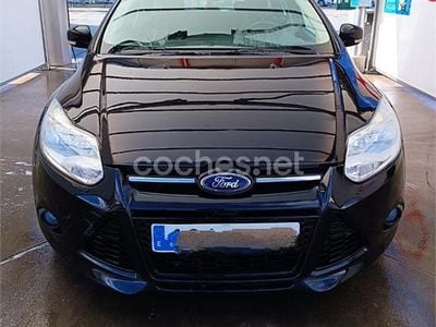 Usado Ford Focus Trend 115 CV (84 kW) 2014 Negro Berlina