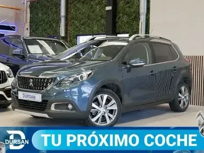 Usado Peugeot 2008 Allure 120 CV (88 kW) 2019 Azul SUV