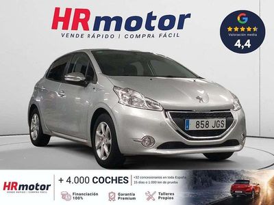 Usado Peugeot 208 Style 83 CV (61 kW) 2015 Gris Utilitario