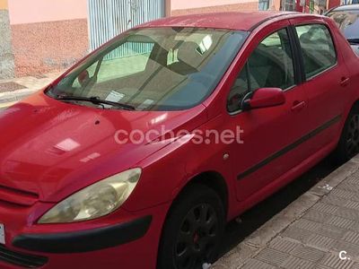 Rojo Usado 2004 Peugeot 307 Berlina | 500 €
