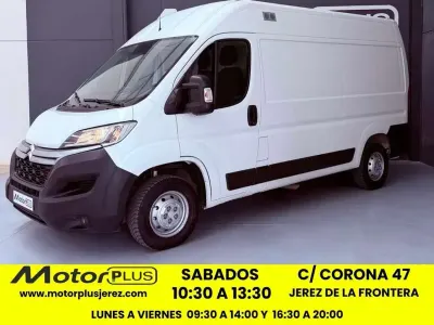 Usado Citroën Jumper 139 CV (102 kW) 2020 Blanco Monovolumen