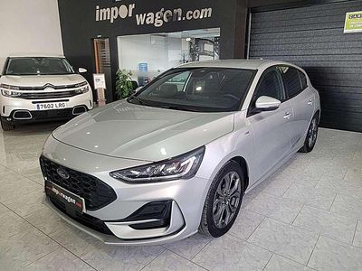 Używany Ford Focus ST-Line X 125 KM (91 kW) 2024 Srebrny Hatchback