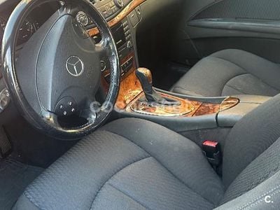 Mercedes E320