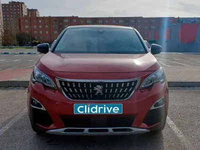 Usado Peugeot 3008 Allure 131 CV (96 kW) 2017 Rojo Monovolumen