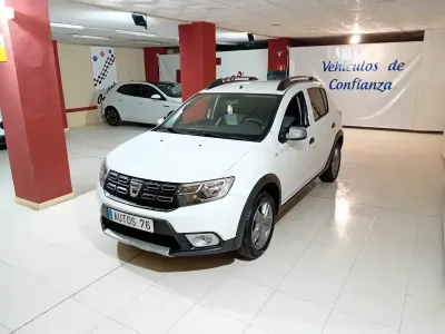 Begagnad Dacia Sandero Lauréate 90 HK (66 kW) 2018 Vit