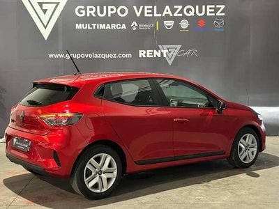 Begagnad Renault Clio V Evolution 90 HK (66 kW) 2024 Röd Sedan