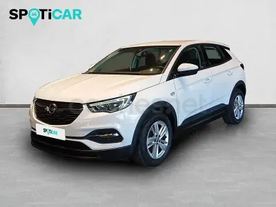 Usado Opel Grandland X Selective 130 CV (95 kW) 2018 Blanco SUV
