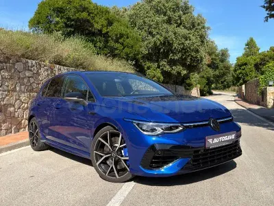 Usado VW Golf VIII R 320 CV (235 kW) 2022 Azul Berlina