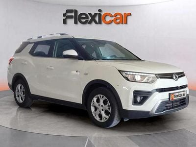 Blanco Usado 2023 Ssangyong (KGM) Tivoli SUV | 13.590 € (Buen precio)