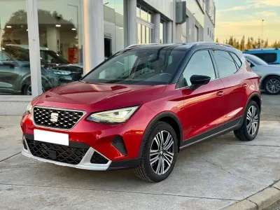 Usado Seat Arona Xperience 110 CV (80 kW) 2023 Rojo SUV
