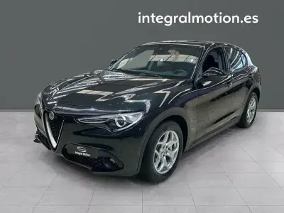 Usado Alfa Romeo Stelvio Super 160 CV (117 kW) 2019 Negro SUV