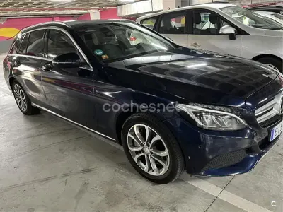Usado Mercedes C350e Exclusive 279 CV (205 kW) 2016 Azul Familiar