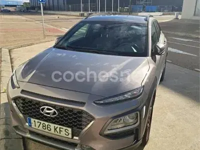 Usado Hyundai Kona 120 HP (88 kW) 2017 Cinzento SUV