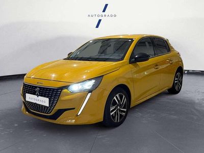Usado Peugeot 208 Allure 100 CV (73 kW) 2022 Amarillo Utilitario