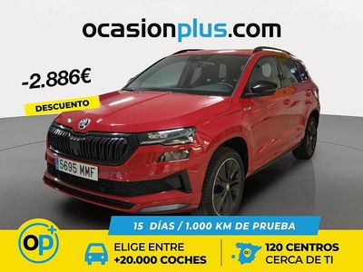 Rojo Usado 2023 Skoda Karoq SportLine SUV | 31.750 € (Caro)