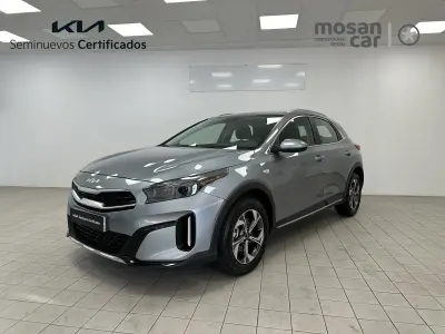 Usado Kia XCeed 140 CV (102 kW) 2025 Gris SUV