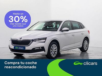 Usado Skoda Scala Selection 116 CV (85 kW) 2023 Blanco Utilitario