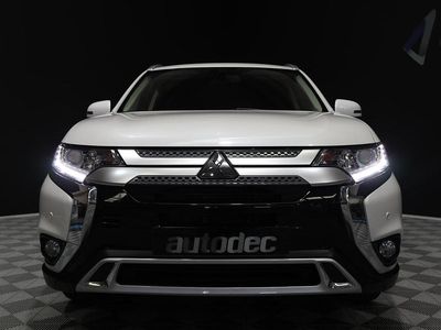 Blanco Usado 2020 Mitsubishi Outlander Motion SUV | 17.900 € (Precio justo)