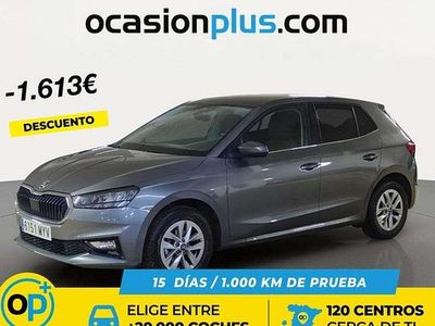 Usado Skoda Fabia Selection 95 CV (69 kW) 2025 Gris Utilitario