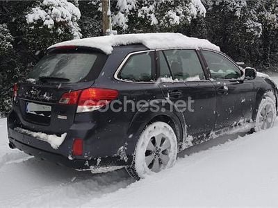 Gris / plata Usado 2012 Subaru Outback Familiar | 9900 €