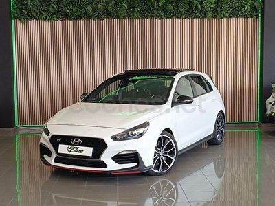 Begagnad Hyundai i30 N Performance 275 HK (202 kW) 2019 Vit Sedan