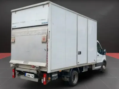 Usado Ford Transit 130 CV (95 kW) 2021 Blanco Van
