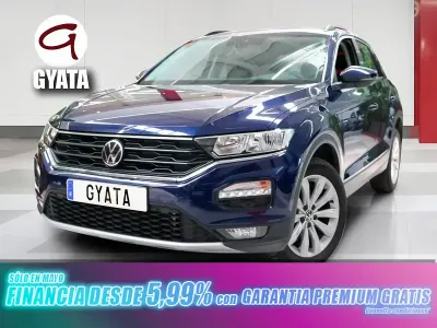 Usado VW T-Roc Advance 110 CV (80 kW) 2021 Azul SUV