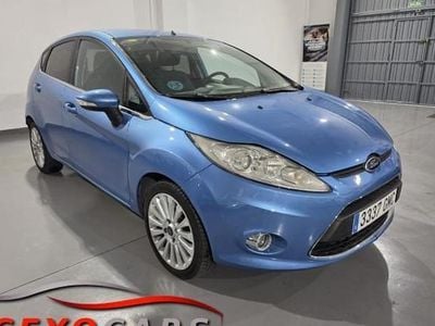 Usado Ford Fiesta Ghia 97 CV (71 kW) 2009 Azul Utilitario