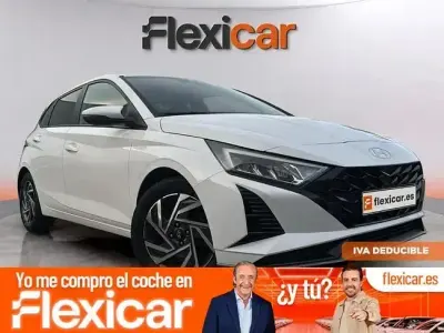Usado Hyundai i20 100 CV (73 kW) 2024 Blanco Berlina