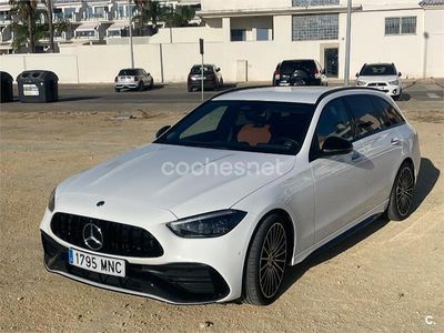 Blanco Usado 2024 Mercedes C300e Familiar | 54.000 € (Un poco caro)