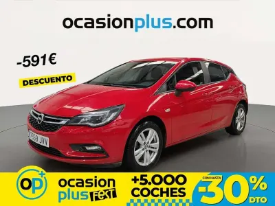 Używany Opel Astra Selective 110 KM (80 kW) 2016 Czerwony Hatchback