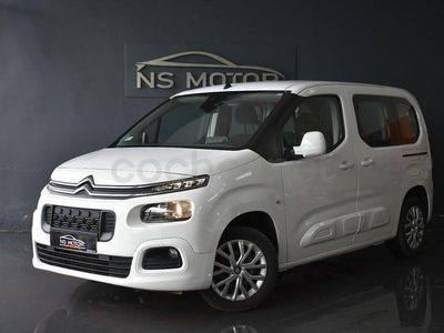 Usado Citroën Berlingo Feel 102 HP (75 kW) 2022 Branco Monovolume