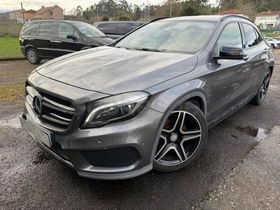 Usado Mercedes GLA220 AMG line 170 CV (125 kW) 2014 Gris / plata SUV