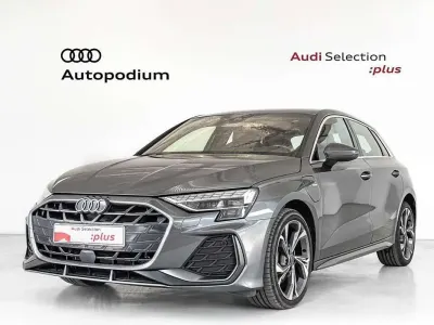 Usado Audi A3 Sportback e-tron S-Line 204 CV (150 kW) 2025 Gris Utilitario