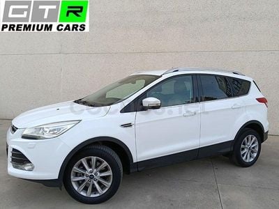Usado Ford Kuga Trend 150 CV (110 kW) 2017 Blanco SUV
