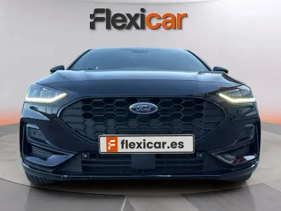 Begagnad Ford Focus ST-Line 125 HK (91 kW) 2023 Svart Sedan